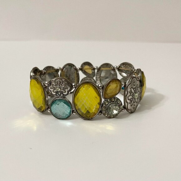 Vintage Elastic Bracelet 8 Inch Long Jewelry - Picture 1 of 16